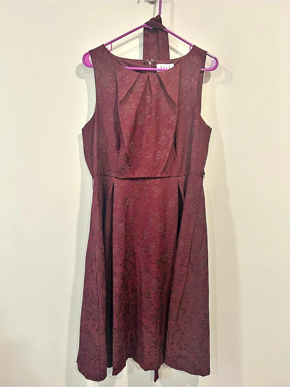 ELLE Floral Midi Dress in Burgundy XL Like New